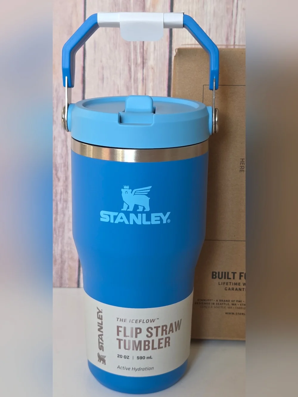 Stanley Blue Flip Straw Tumbler 20oz NIB - Picture 2 of 8